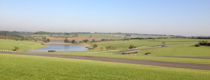 Fazenda Capuava is one of Orte, die Marcela gefallen.