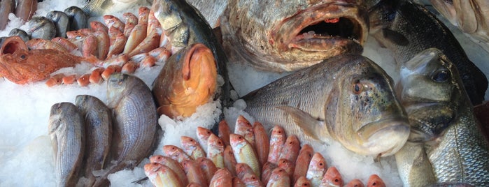 Port Restaurant is one of balık.