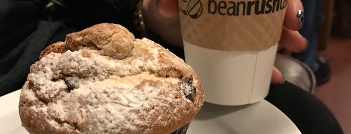 Bean Rush Cafe is one of Lugares favoritos de Rachel.