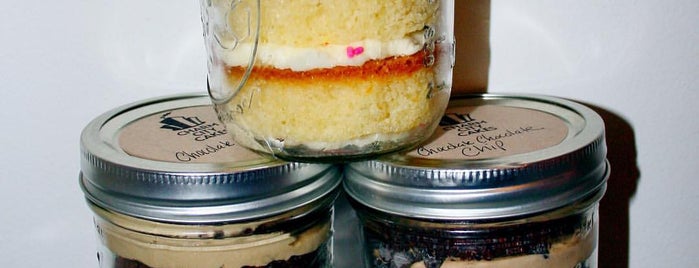Charm City Cakes is one of Posti che sono piaciuti a Rachel.