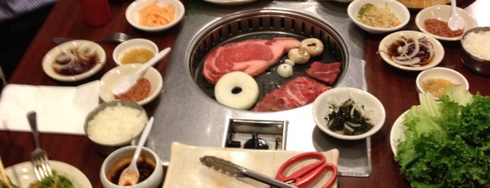 Koryo Kalbi Korean BBQ is one of สถานที่ที่ Beth ถูกใจ.