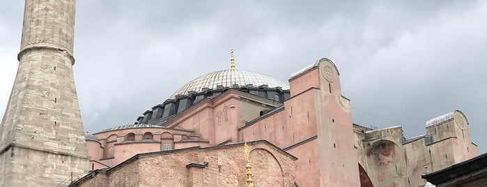 Hagia Sophia is one of Orte, die Marcos gefallen.