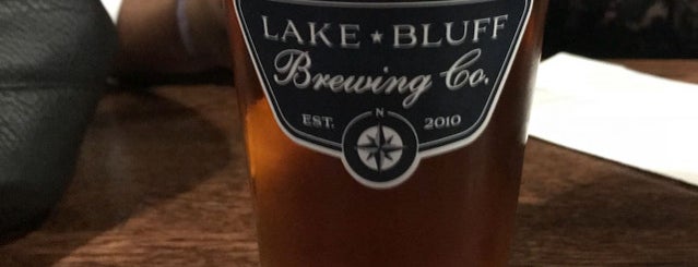 Lake Bluff Brewing Company is one of Posti che sono piaciuti a Chris.