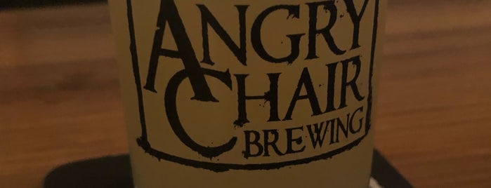 Angry Chair Brewing is one of Chris'in Beğendiği Mekanlar.