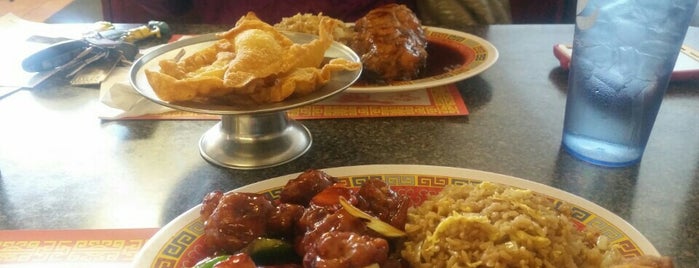 Hong Kong Chinese Restaurant is one of The 7 Best Places for General Tso's Dishes in Memphis.