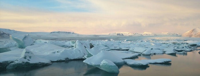 Jökurlsárlón Glacier Lagoon is one of Mission: Iceland.