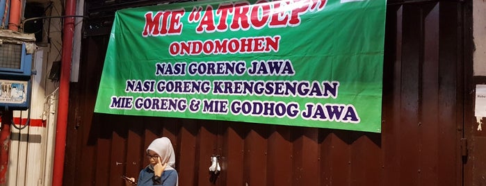 Warung Mie Atroep Ondomohen is one of Culinary of Surabaya.