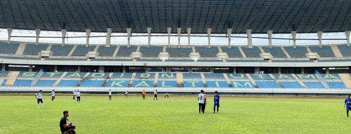 Stadion Utama Palaran is one of Done.