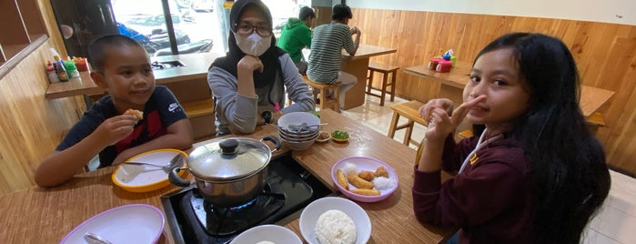 Bakso Gun is one of Guide to Malang's best spots.