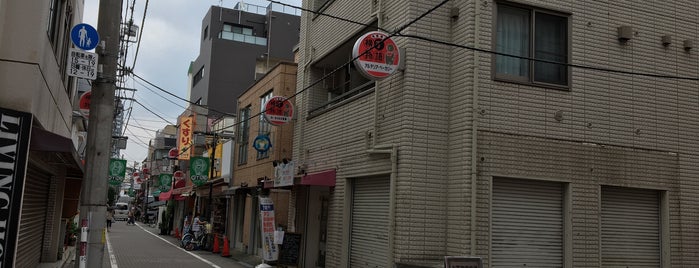 アルテリア・ベーカリー 江戸川橋店 is one of パン屋.