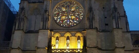 Cathédrale Saint-André is one of Europe 1989.