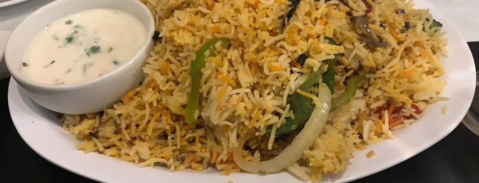Swad Indian & Nepalese Cuisine is one of Amby'ın Beğendiği Mekanlar.