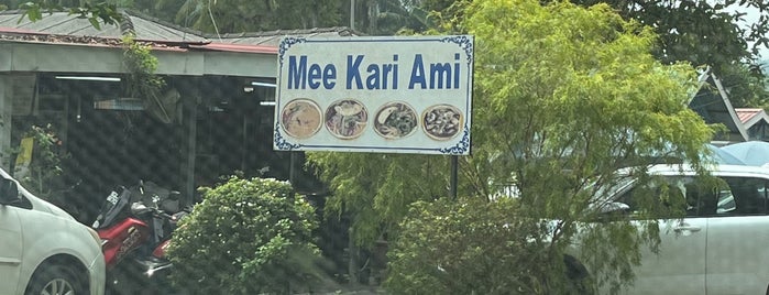Gerai Mee Kari Ami is one of Penang Food Trip.