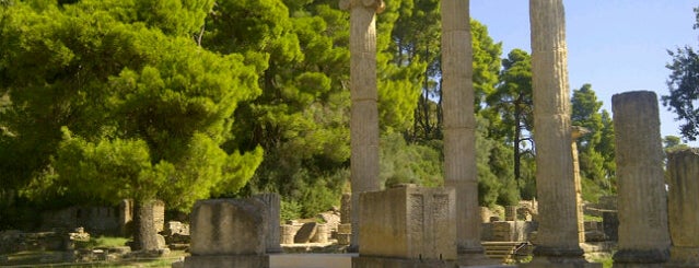 Олимпия is one of Grécia.