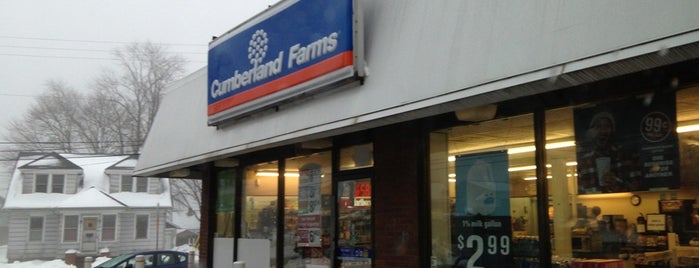 Cumberland Farms is one of Posti che sono piaciuti a Chelsea.