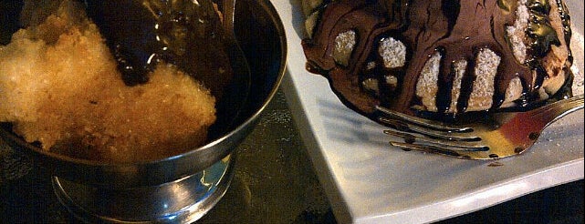 CoklatQue (chocolate, Waffle, Pancakes) is one of Posti che sono piaciuti a Hana.