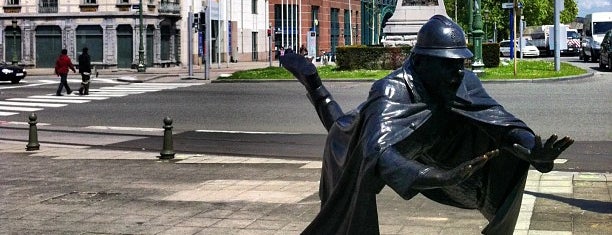 Statue de l'Agent 15 / De Vaartkapoen is one of Statues de Bruxelles / Standbeelden van Brussel.