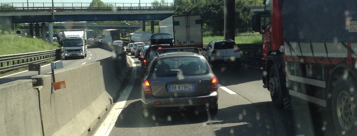 A4 - Milano / Viale Certosa is one of Autostrada A8 «dei Laghi».