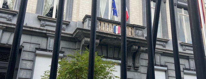 Ambassade de France is one of Tempat yang Disimpan Itzel.