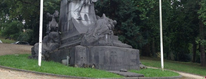 Monument aux Morts de la Citadelle is one of Namen🇧🇪.