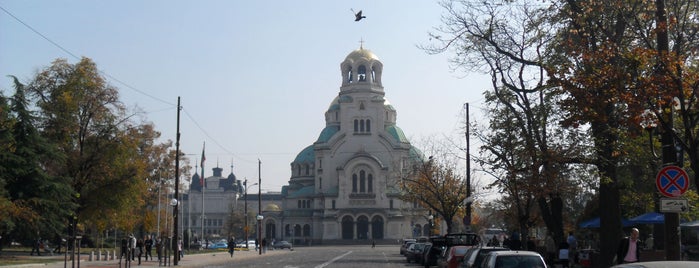 Храм-паметник Св. Александър Невски is one of България.