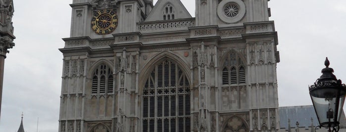 Вестминстерское аббатство is one of London.
