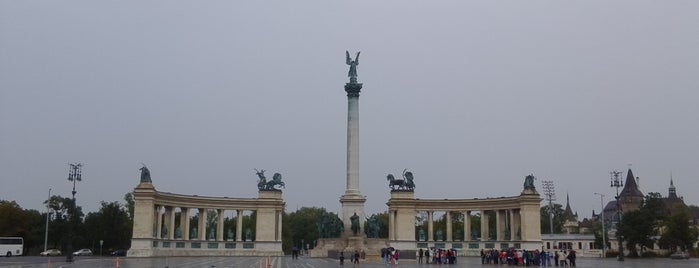 Praça dos Heróis is one of Top of the Top.