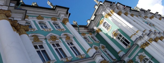Winter Palace is one of Санкт-Петербург.
