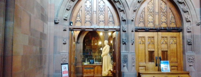 The John Rylands Library is one of Top of Alternative Places.
