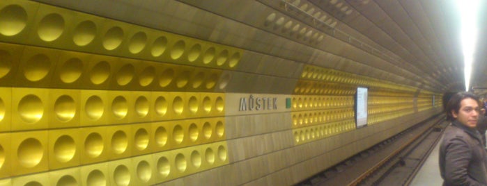 Metro =A= =B= Můstek is one of Praha.