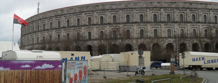 Nürnberg is one of Bayern.