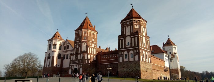 Мірскі замак / Mir Castle is one of Беларусь 11/2017.