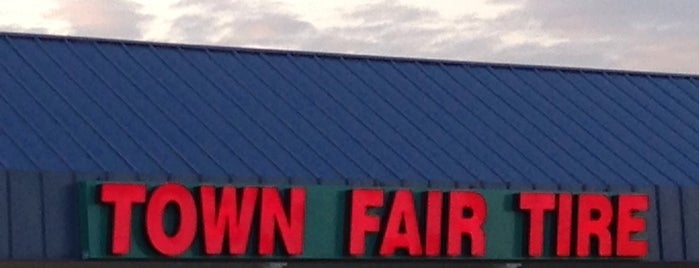 Town Fair Tire is one of สถานที่ที่ Michael ถูกใจ.