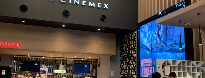Cinemex Platino is one of Tempat yang Disukai Gerardo.