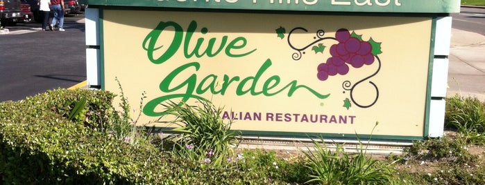 Olive Garden is one of Los Angeles - Food.