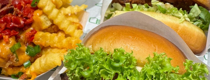 Shake Shack is one of To eat - Singapore.