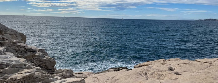 Plage du Mont Rose is one of Marseille Sud.