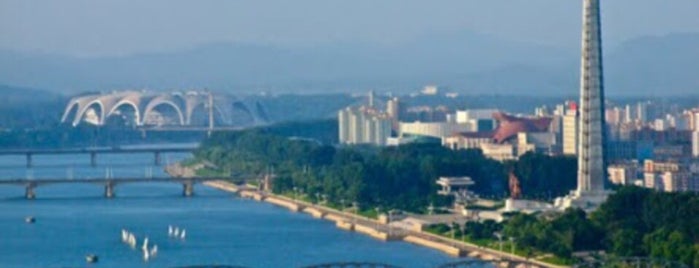 Taedong River is one of Заехать при случае.