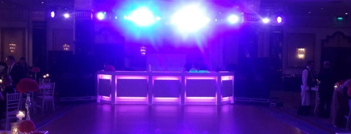 Ceylan Intercontinental Club Lounge Level16 is one of Posti che sono piaciuti a Alaaddin.