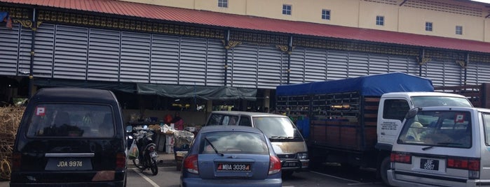 Pasar Awam Taman Universiti MPJBT is one of Orte, die ꌅꁲꉣꂑꌚꁴꁲ꒒ gefallen.