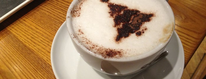 Costa Coffee is one of sühaさんのお気に入りスポット.