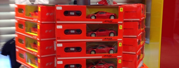 Ferrari Store is one of Locais curtidos por Thais.