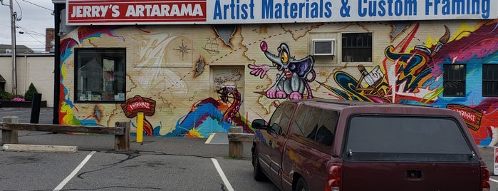 Jerry's Artarama is one of Arty.