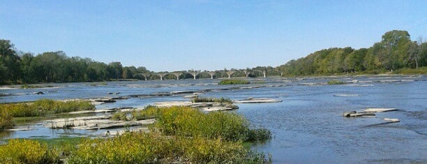 Maumee River is one of Top 10 favorites places in Rossford, Ohio.