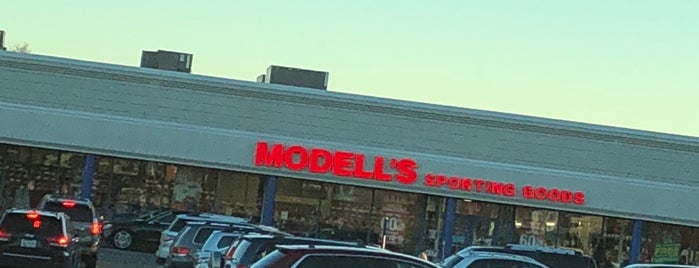 Modell's Sporting Goods is one of สถานที่ที่บันทึกไว้ของ George.