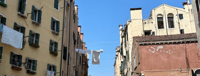 Old Jewish Ghetto is one of Seen in Venice.