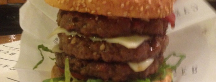 Garage Burger is one of Burgerciler Favorite👍.