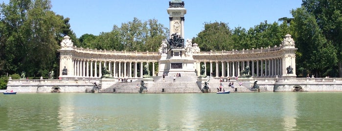 Parque del Retiro is one of Madrid.