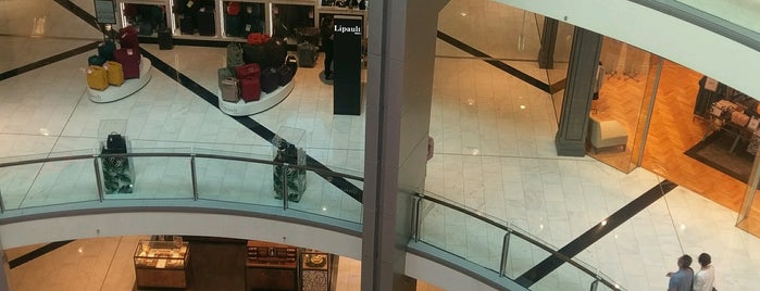 Westfield Chatswood is one of Lieux qui ont plu à Andrew.