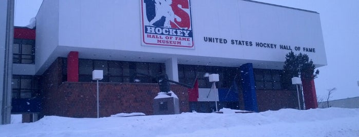U.S. Hockey Hall of Fame is one of สถานที่ที่ Lori ถูกใจ.